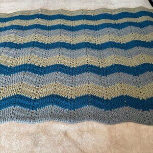 Vintage crochet afghan throw blanket chevron pattern wavy blue gray back of couc